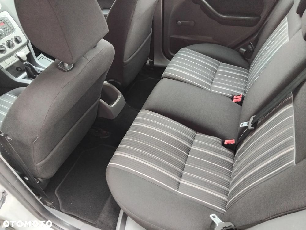 Ford Focus - 15