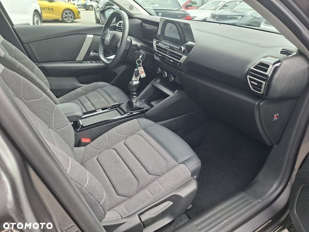 Citroën C4 1.2 PureTech Plus S&S - 18