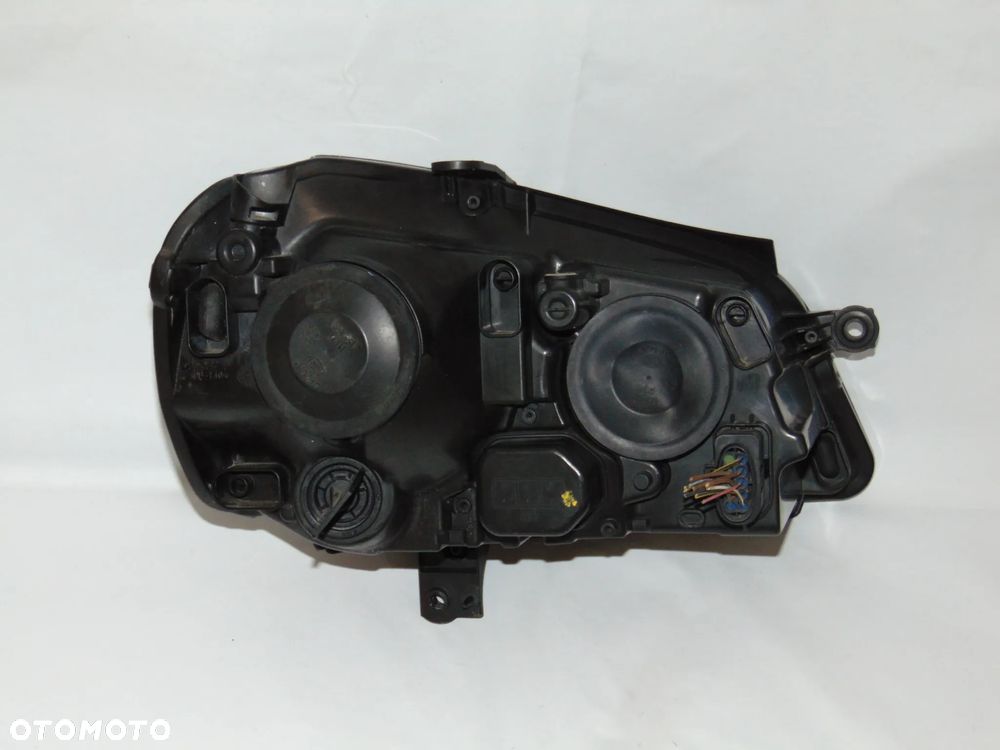 ORYGINAŁ lampa przednia przód lewa prawa czarna VW Volkswagen Polo 4 IV 9N FL lift 05-09r - 15