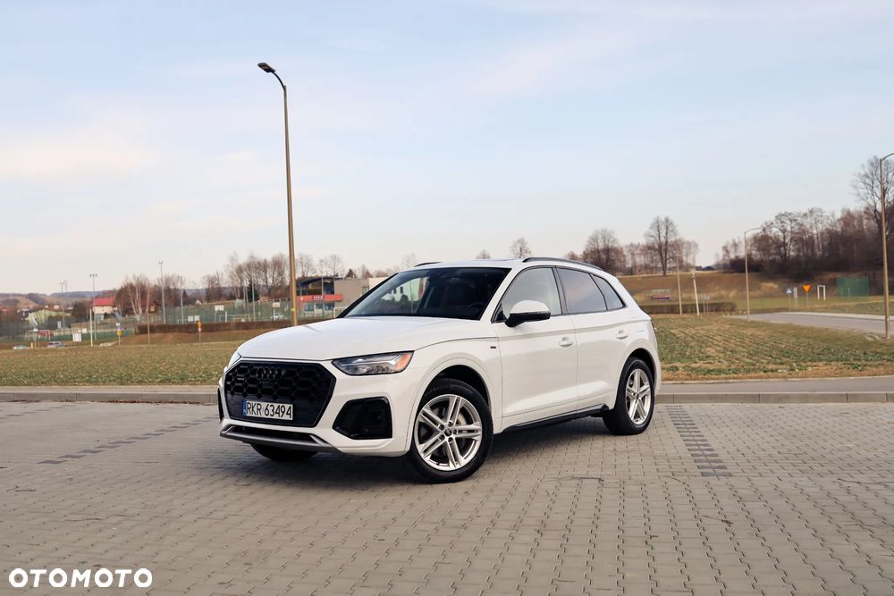 Audi Q5 55 TFSI e Quattro S Line S tronic - 1