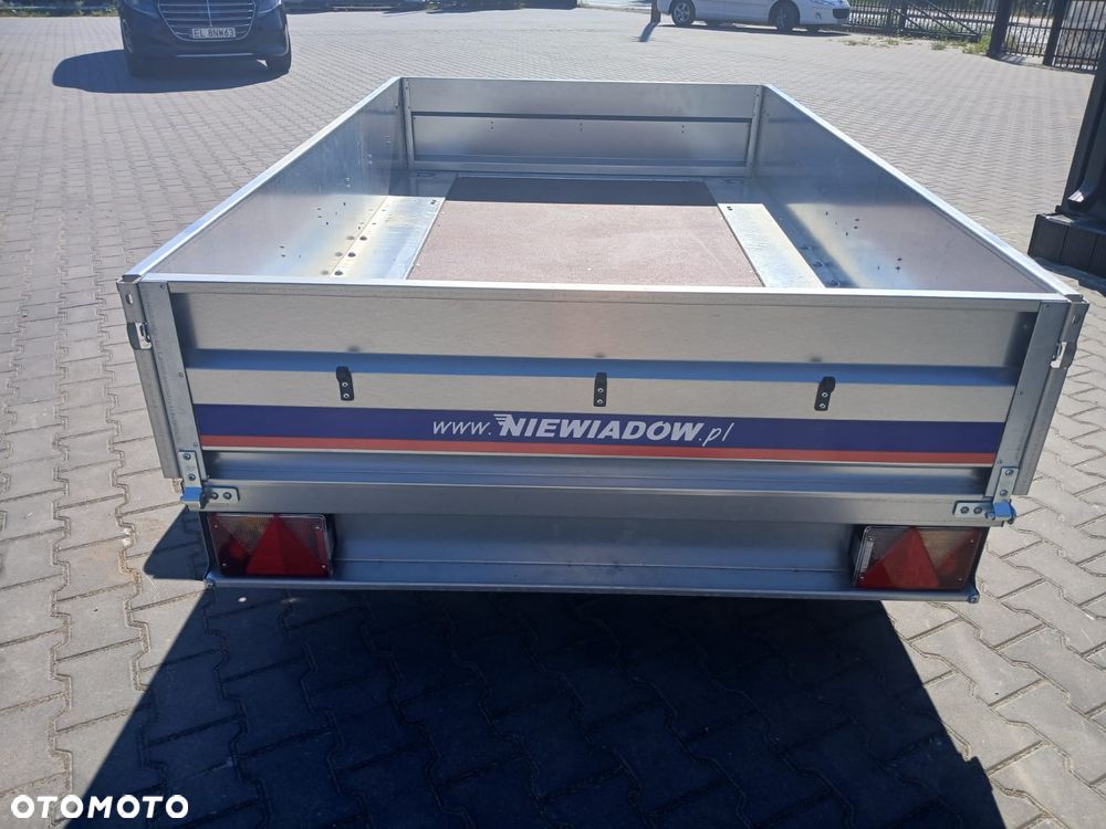 Niewiadów N-423U 224x138x35 - 4