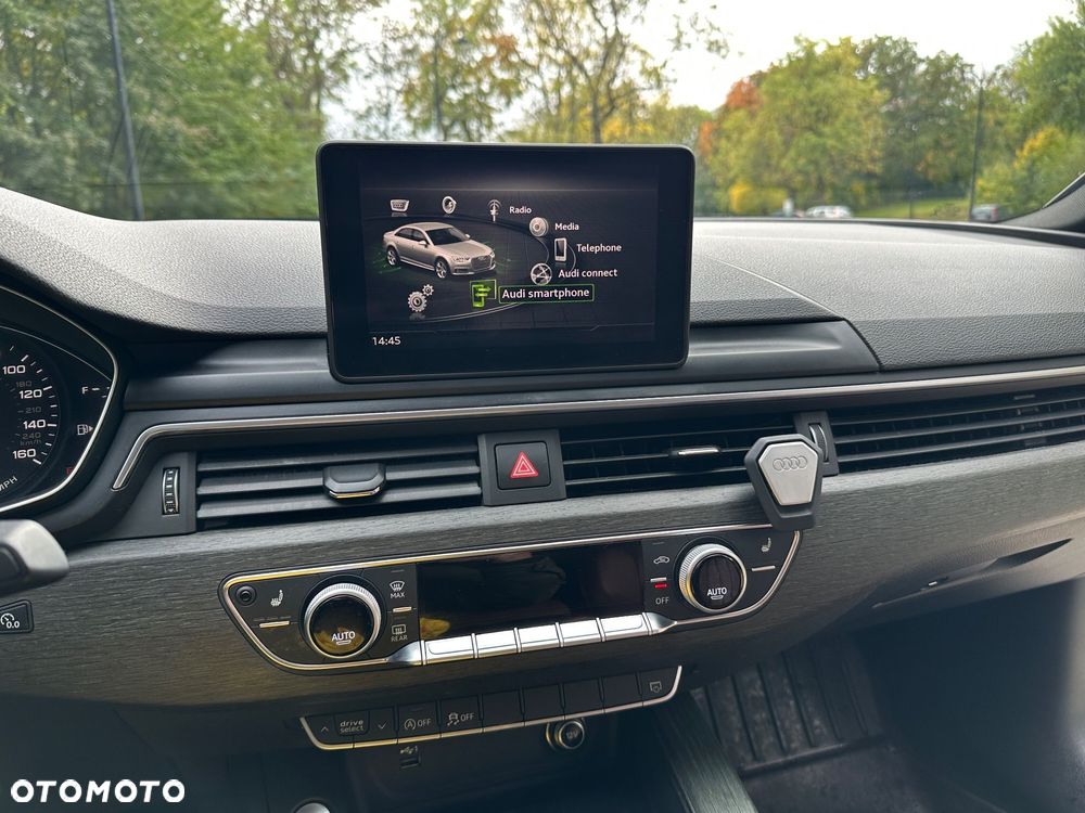 Audi A4 Limousine - 12