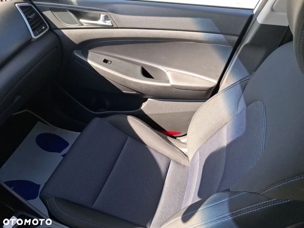 Hyundai Tucson 1.7 CRDI BlueDrive Style 2WD DCT - 22