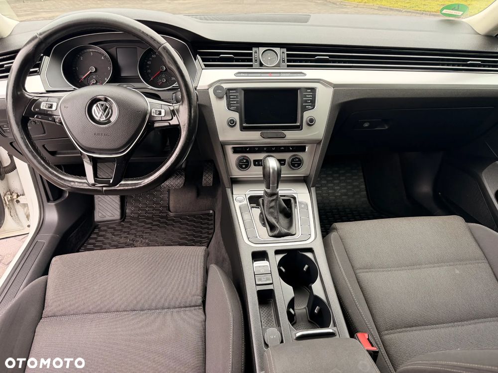 Volkswagen Passat 2.0 TDI DSG (BlueMotion Technology) Highline - 13