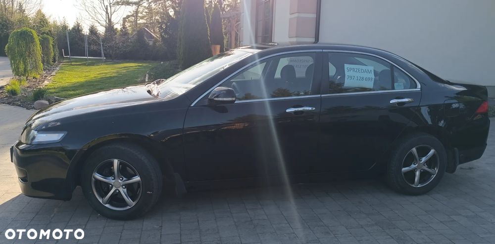 Honda Accord 2.0 Comfort - 4