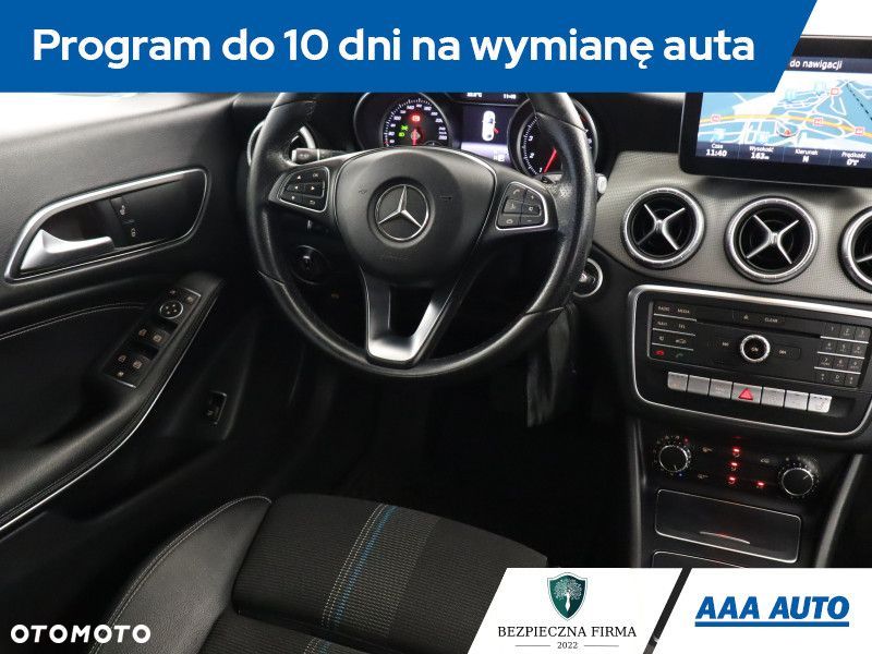 Mercedes-Benz CLA - 9