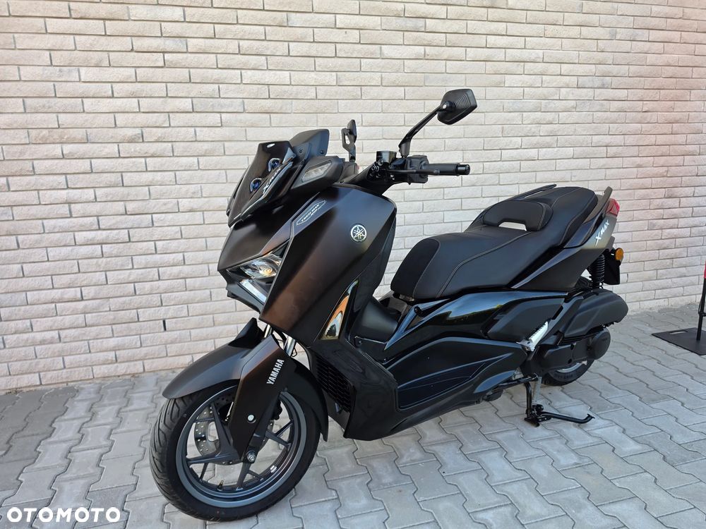 Yamaha X-max - 1