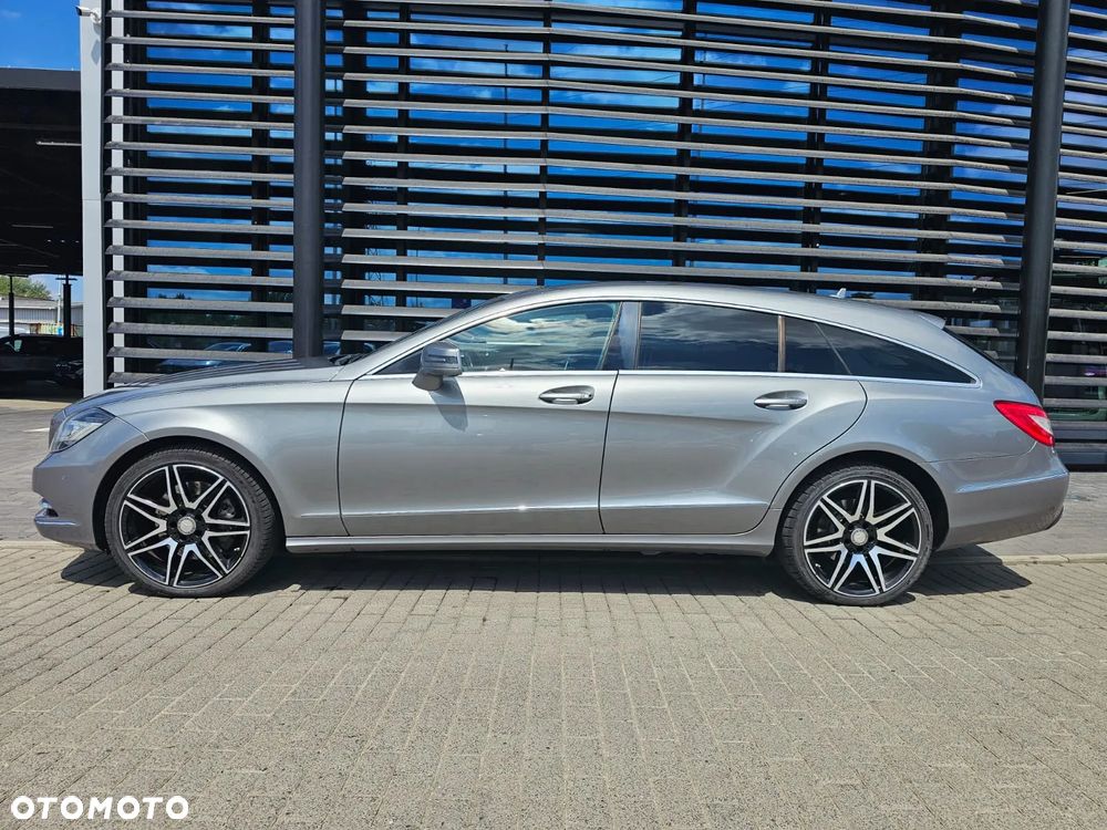 Mercedes-Benz CLS 350 CDI 4-Matic BlueEff - 3
