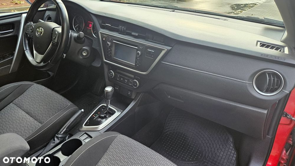 Toyota Auris 1.6 Premium MS - 13