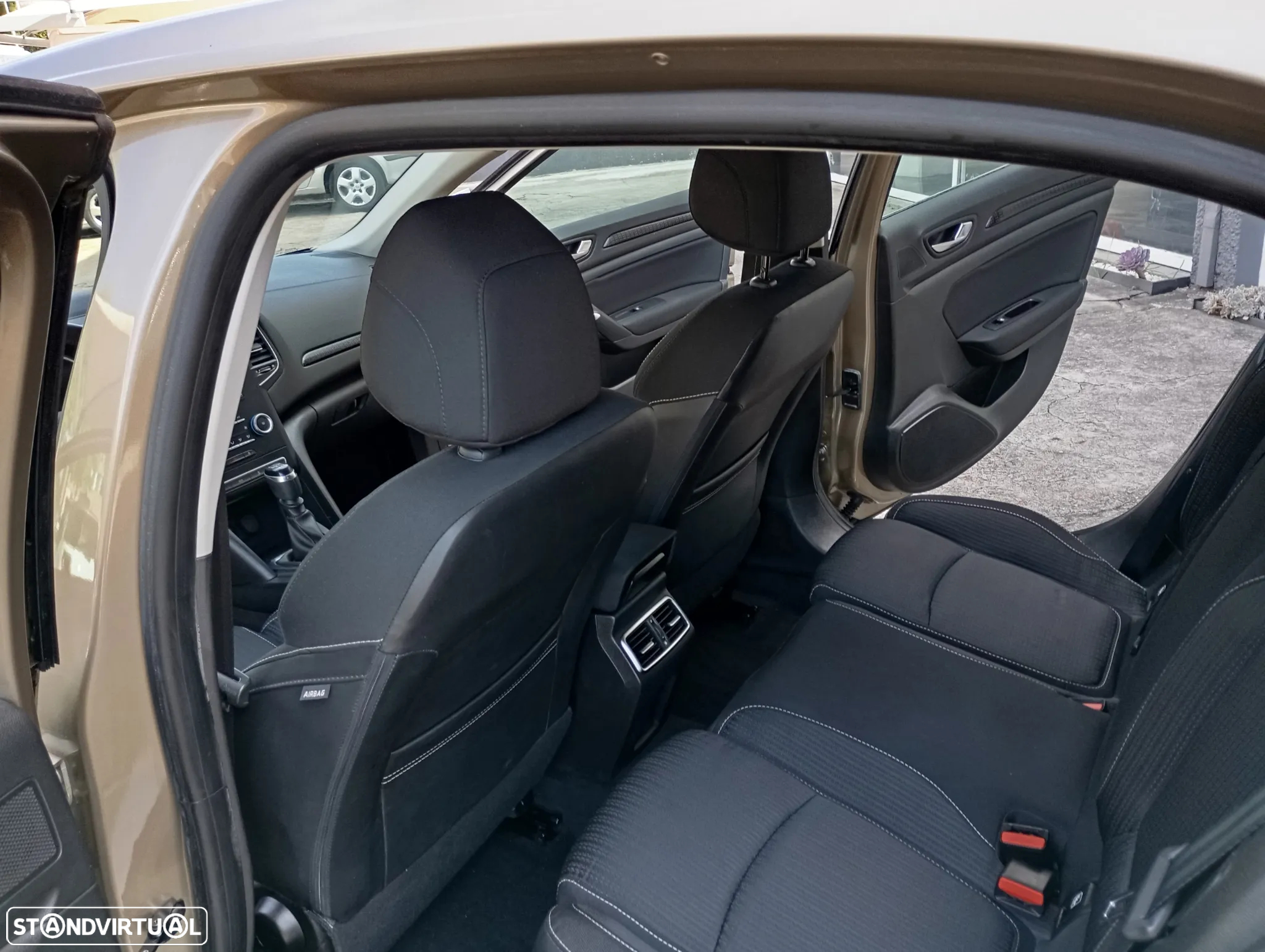 Renault Mégane 1.2 TCE Limited - 6