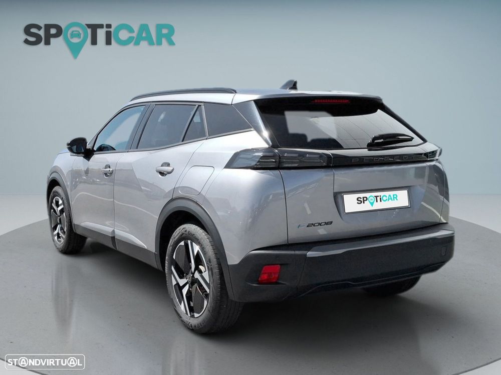 Peugeot e-2008 54 kWh Allure - 8