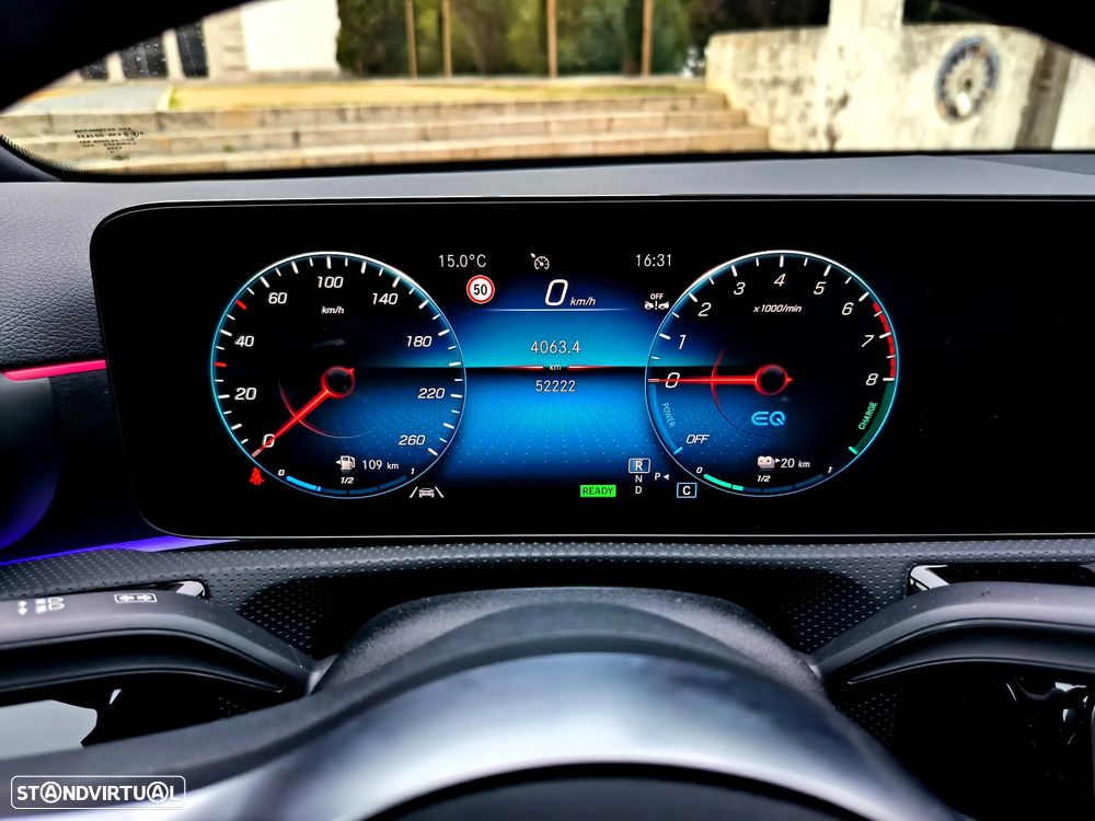 Mercedes-Benz A 250 e AMG Line - 3