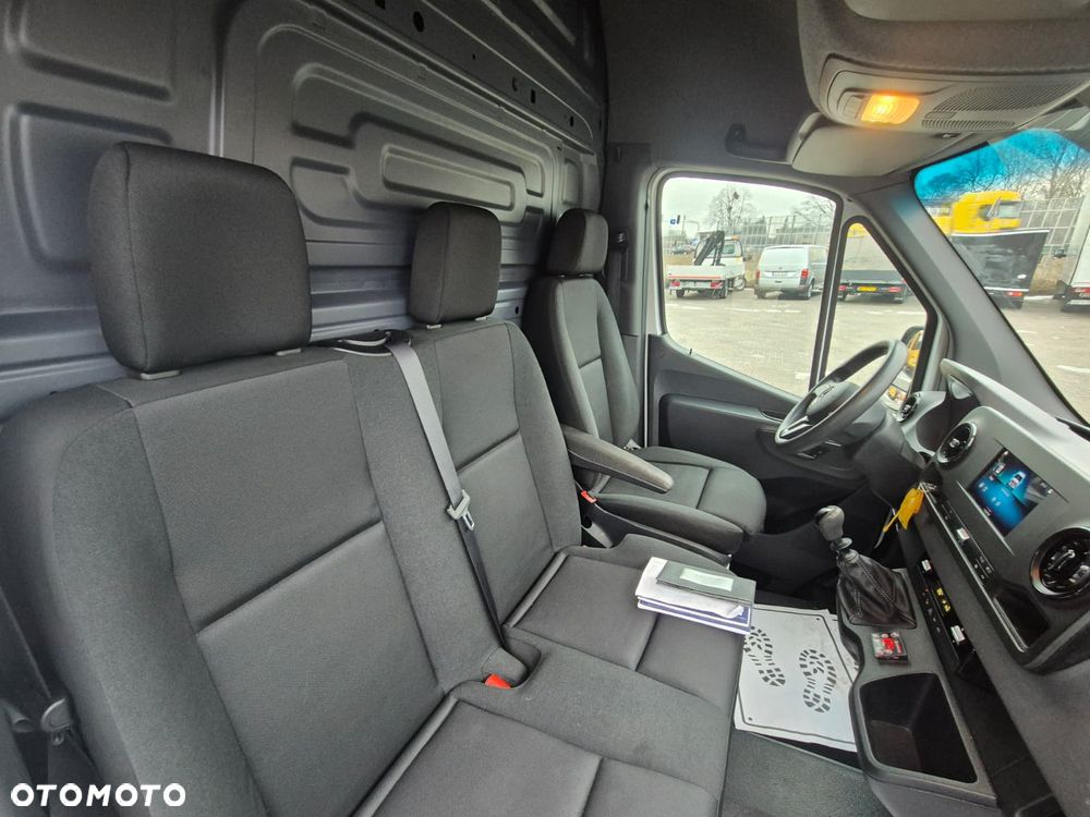 Mercedes-Benz Sprinter Maxi Long - FURGON / BLASZAK / IZOTERMA / OCIEPLONY / OGRZEWANIE NA PAKĘ / SERWISOWANY W ASO / NOWA SKRZYNIA BIEGÓW / ORYG. PRZEBIEG / BRAK RDZY - 35