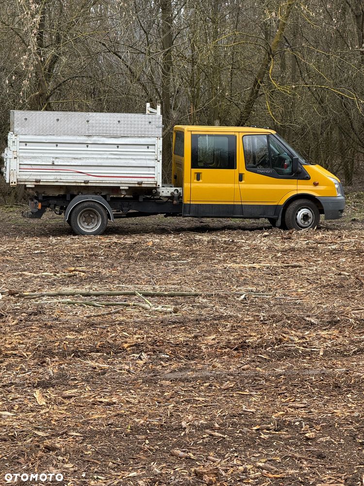 Ford Transit - 1