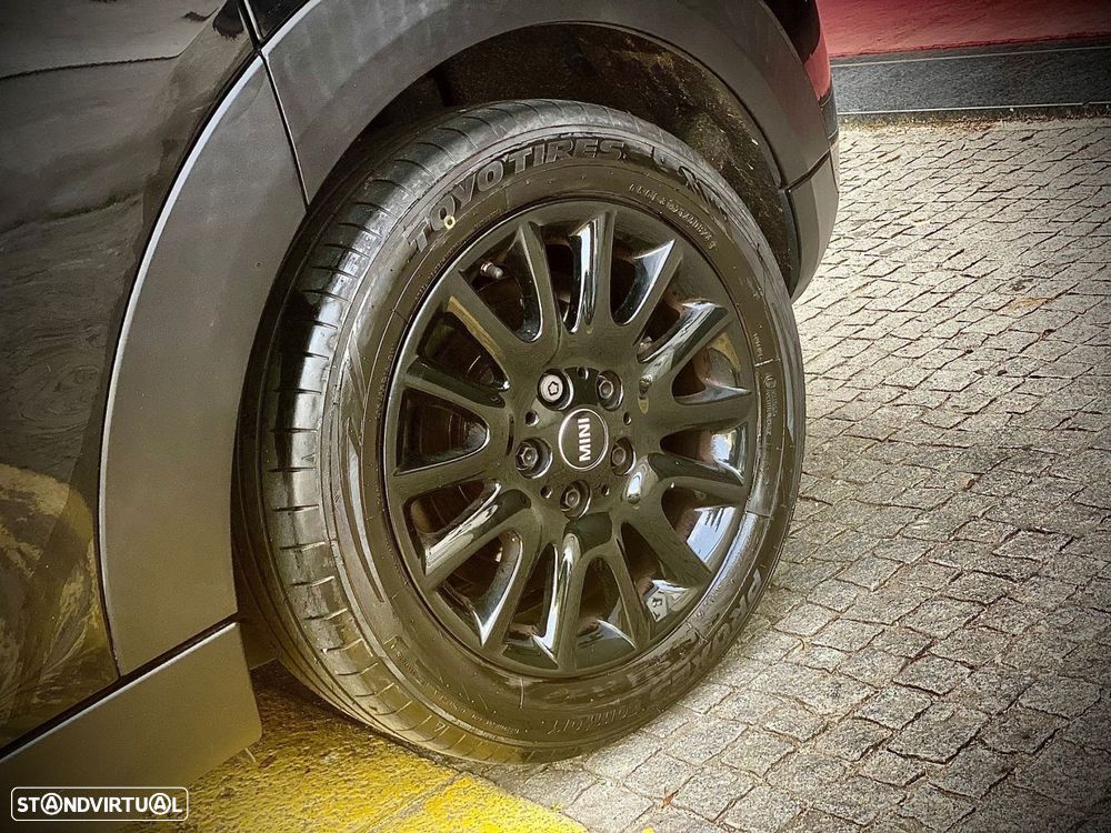 MINI 5 Portas Cooper D - 10