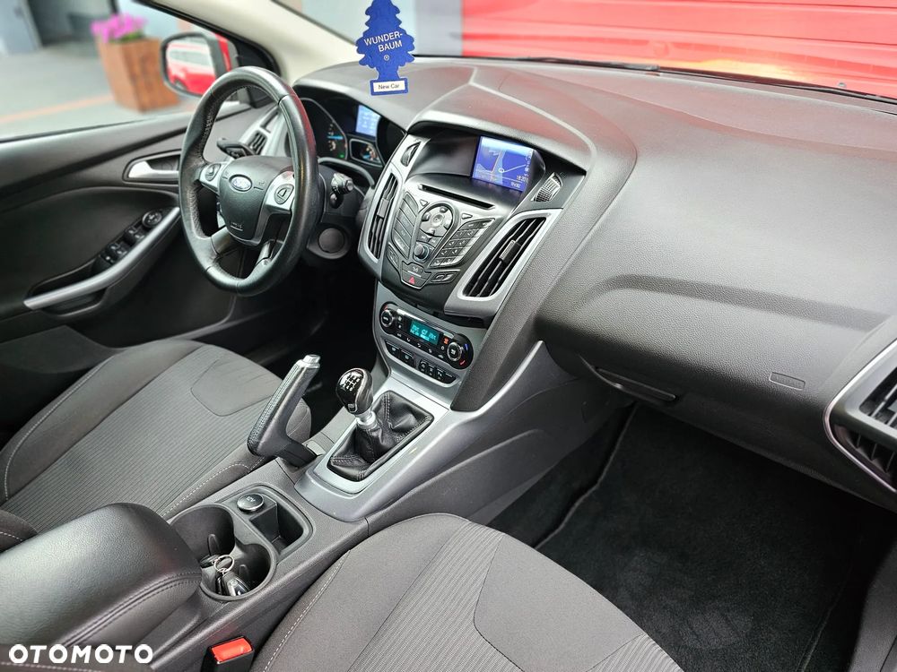 Ford Focus 1.6 TDCi ECOnetic 99g Start-Stopp-System Titanium - 9