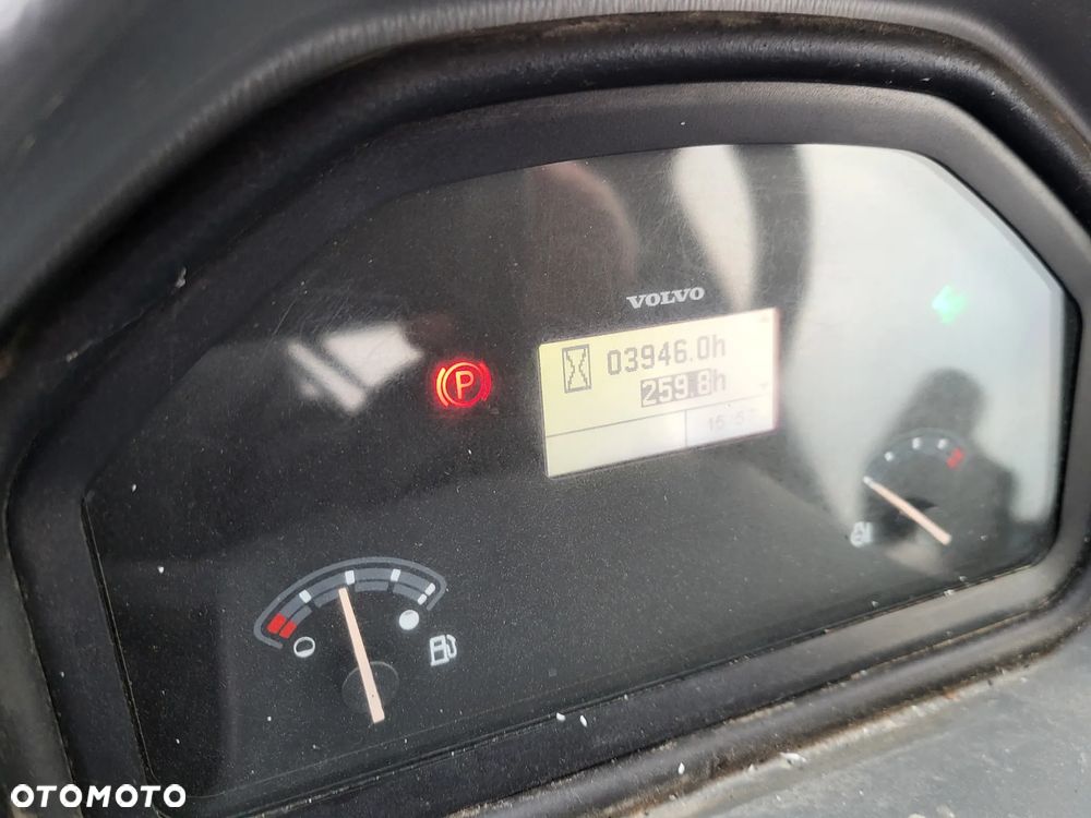 Volvo L 30 G spr z Niemiec 3944 mtg - 15