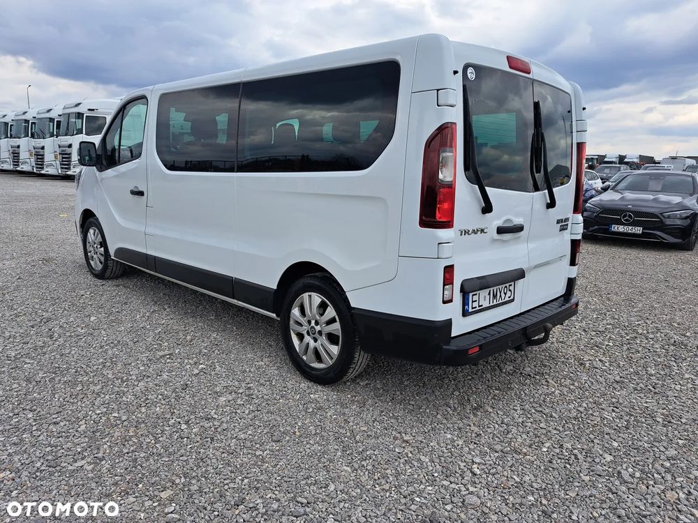 Renault Trafic 2.0 dCi - 6