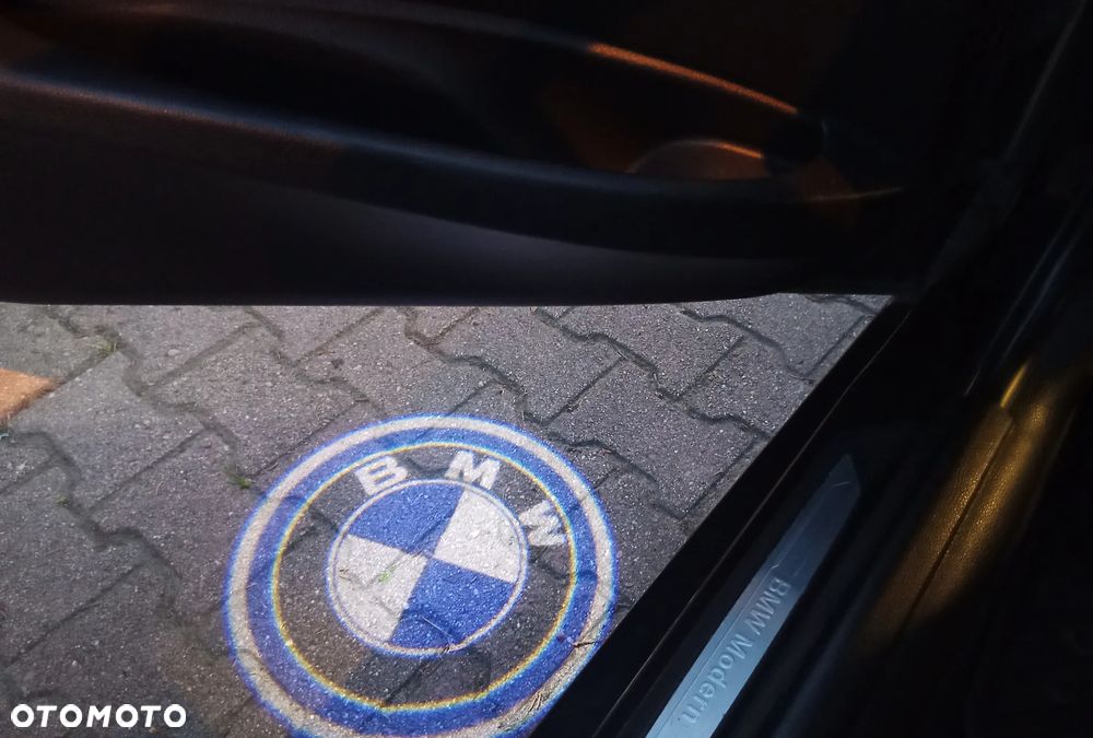 BMW Seria 3 318d Modern Line - 22