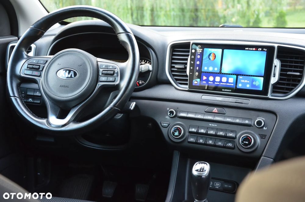 Kia Sportage 1.7 CRDI 2WD ISG Dream-Team Edition - 13