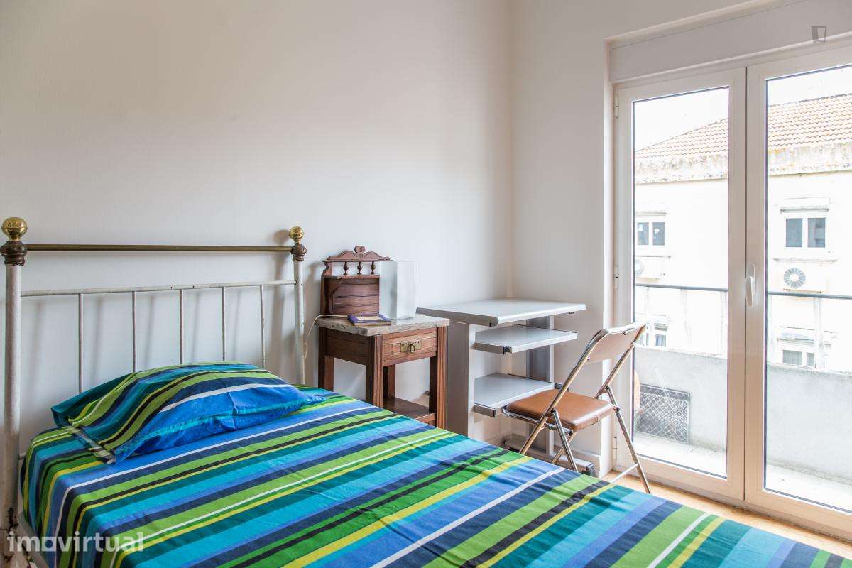Quarto - localizado em Entrecampos Lisbon - Grande imagem: 2/11