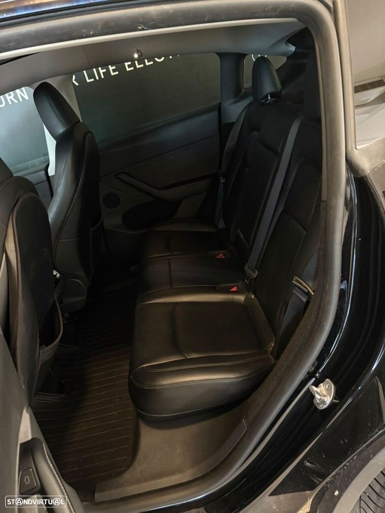 Tesla Model Y Tração Traseira - 12