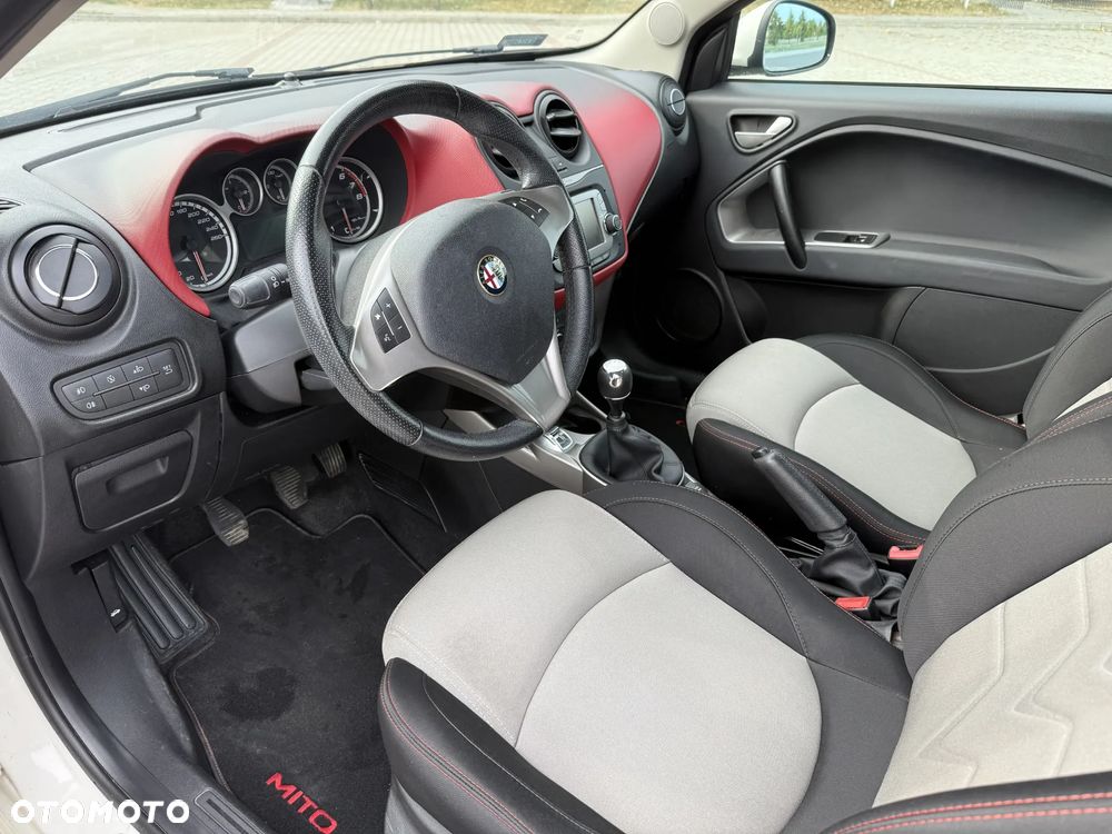 Alfa Romeo Mito 1.4 TB MultiAir Distinctive S&S - 10