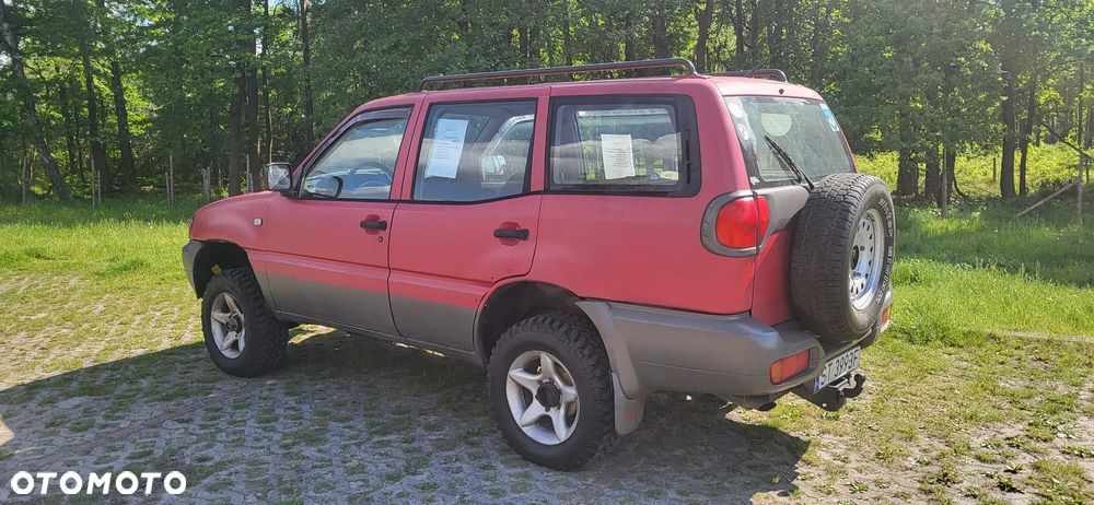Nissan Terrano - 8