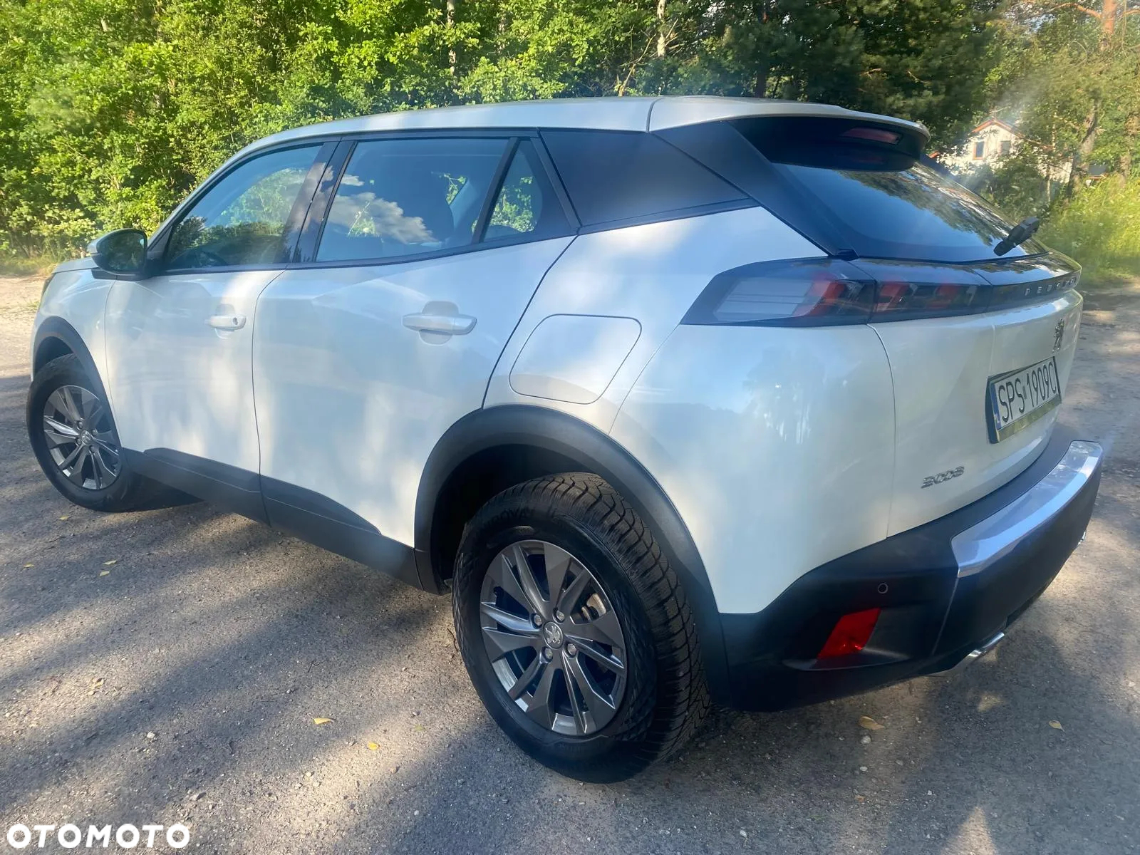 Peugeot 2008 1.2 PureTech Active S&S - 10