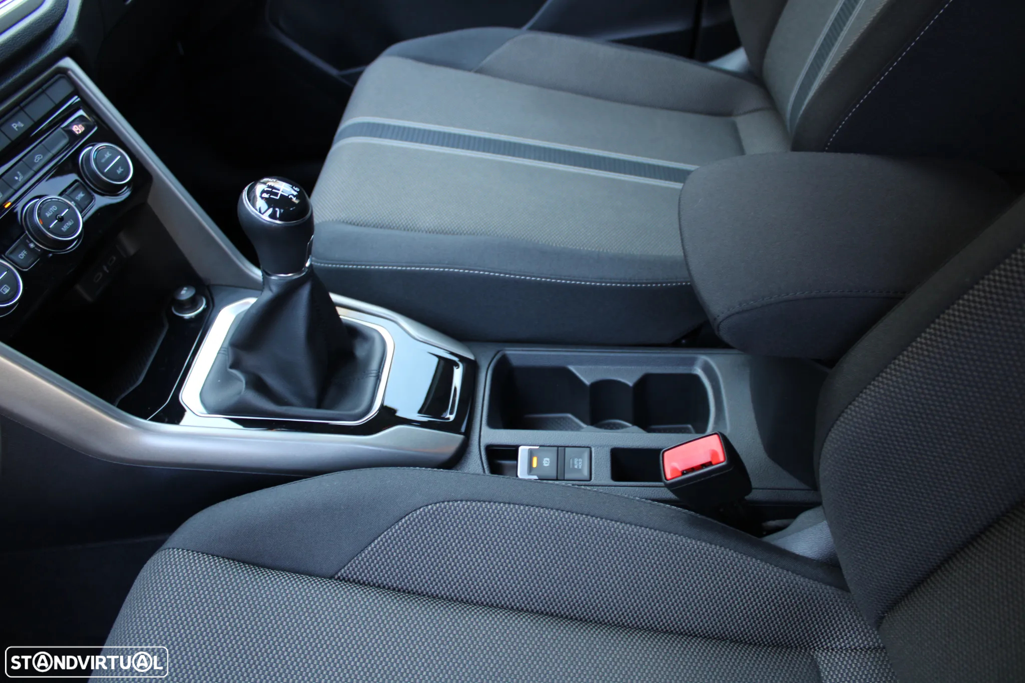 VW T-Roc 1.0 TSI Style - 39