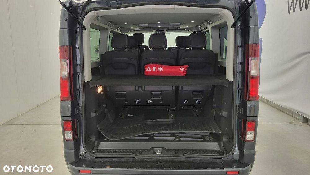 Renault Trafic - 22