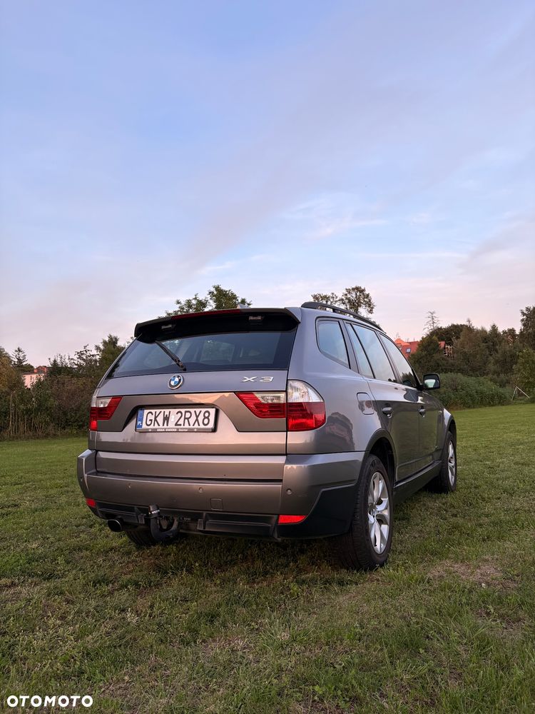 BMW X3 xDrive18d - 7
