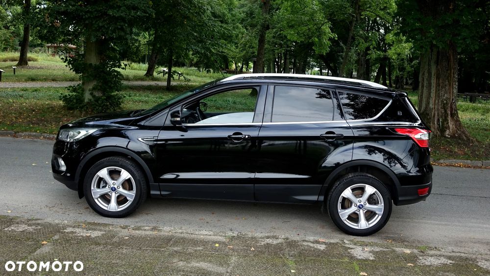 Ford Kuga 1.5 EcoBoost 2x4 Titanium - 29