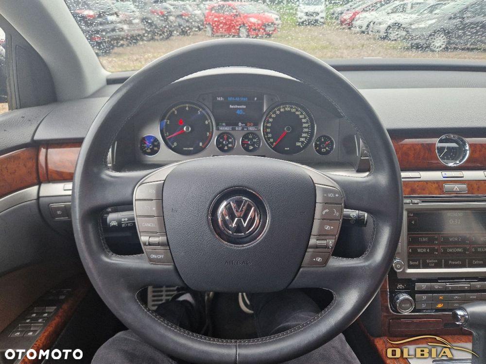 Volkswagen Phaeton - 6