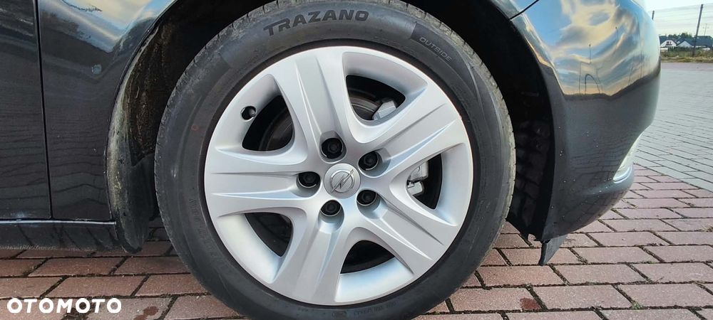 Opel Insignia 2.0 CDTI - 9