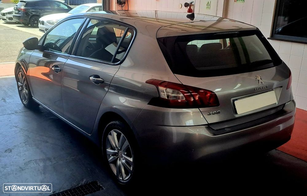 Peugeot 308 1.2 PureTech Style - 16