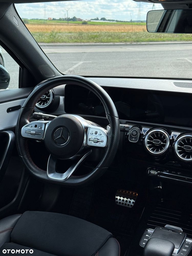 Mercedes-Benz Klasa A 180 AMG Line 7G-DCT - 9