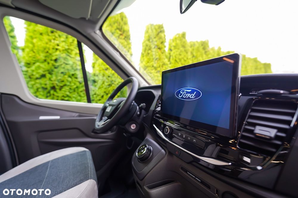Ford Chausson 720 Titanium Line - 17