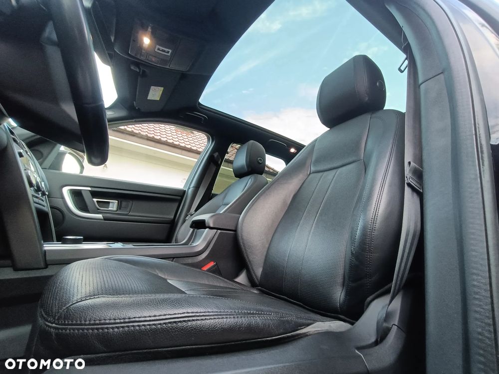 Land Rover Discovery Sport TD4 HSE Luxury - 25