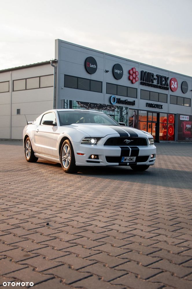 Ford Mustang 3.7 V6 - 2