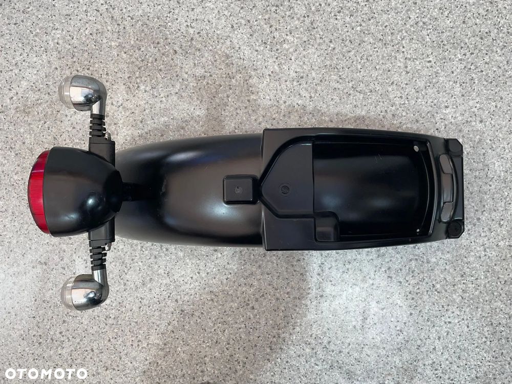 błotnik nadkole czacha owiewka Moto Guzzi V7 III Special 750 (nr1185) - 3