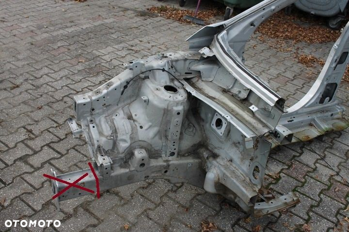 PRÓG PRAWY SŁUPEK DRZWI ĆWIARTKA KIA SPORTAGE III 10-15 9S - 4