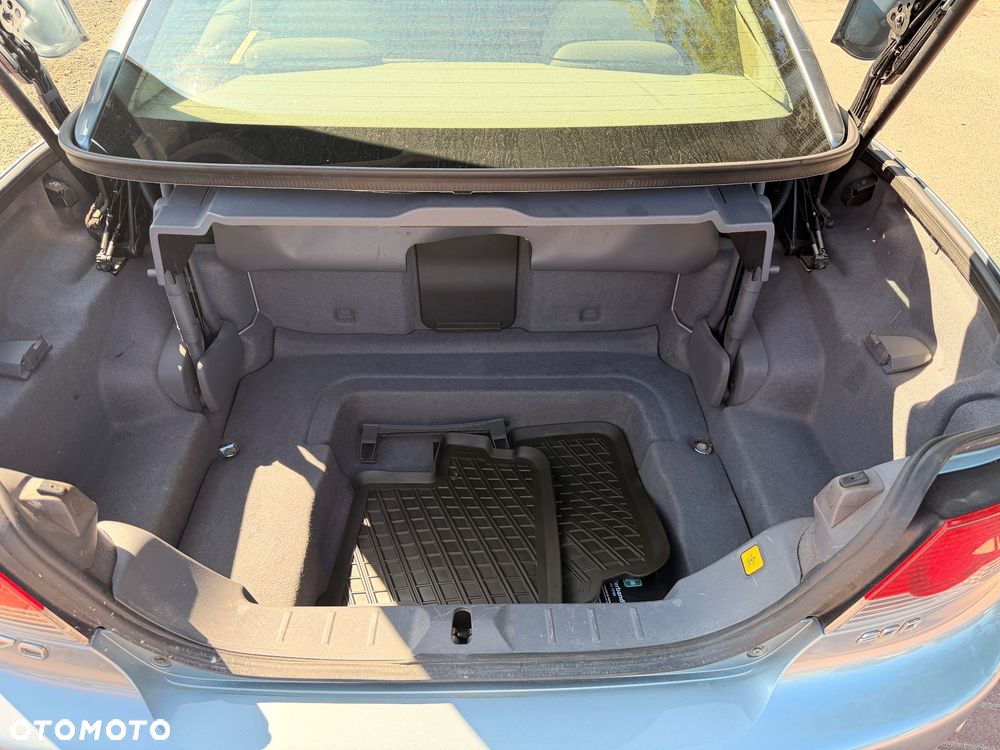 Volvo C70 - 24