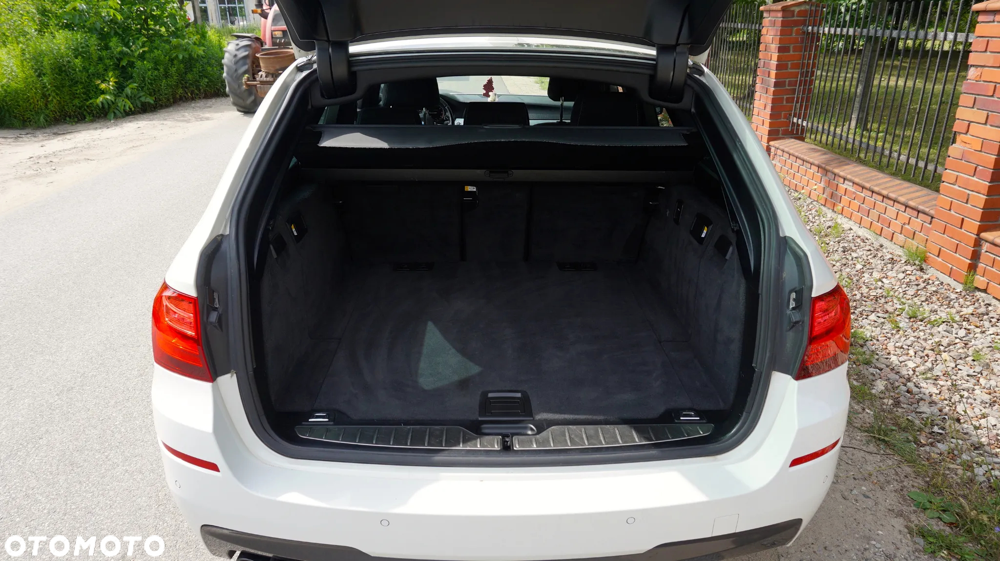 BMW Seria 5 525d xDrive Touring - 23