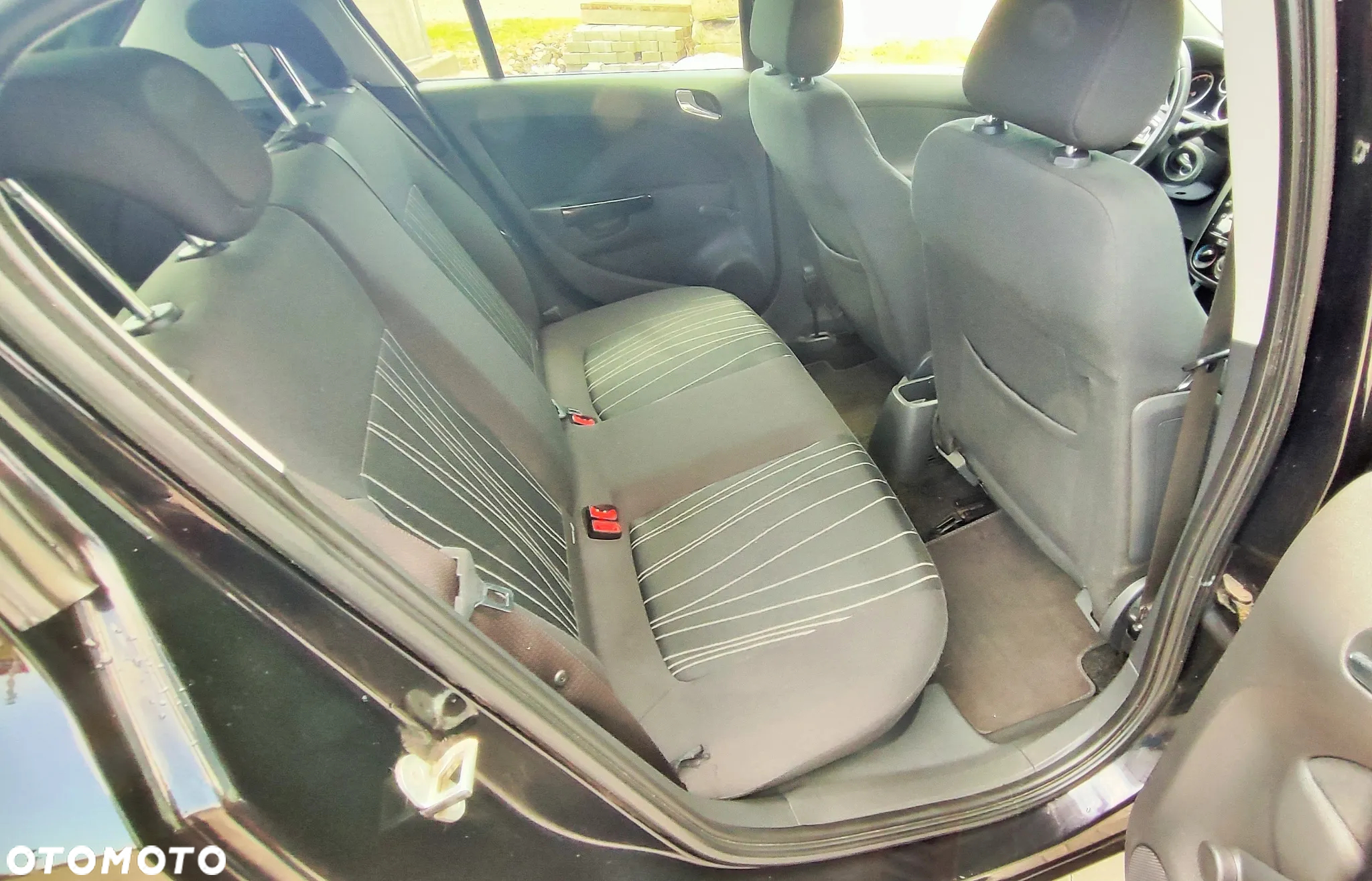 Opel Corsa 1.4 16V 111 - 11