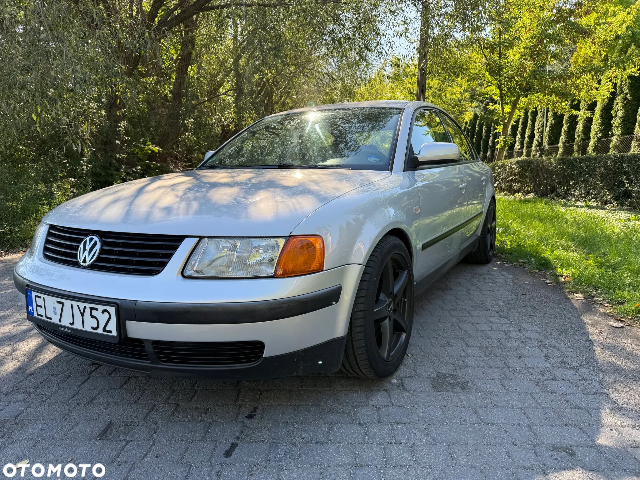 Volkswagen Passat 1.8T - 1