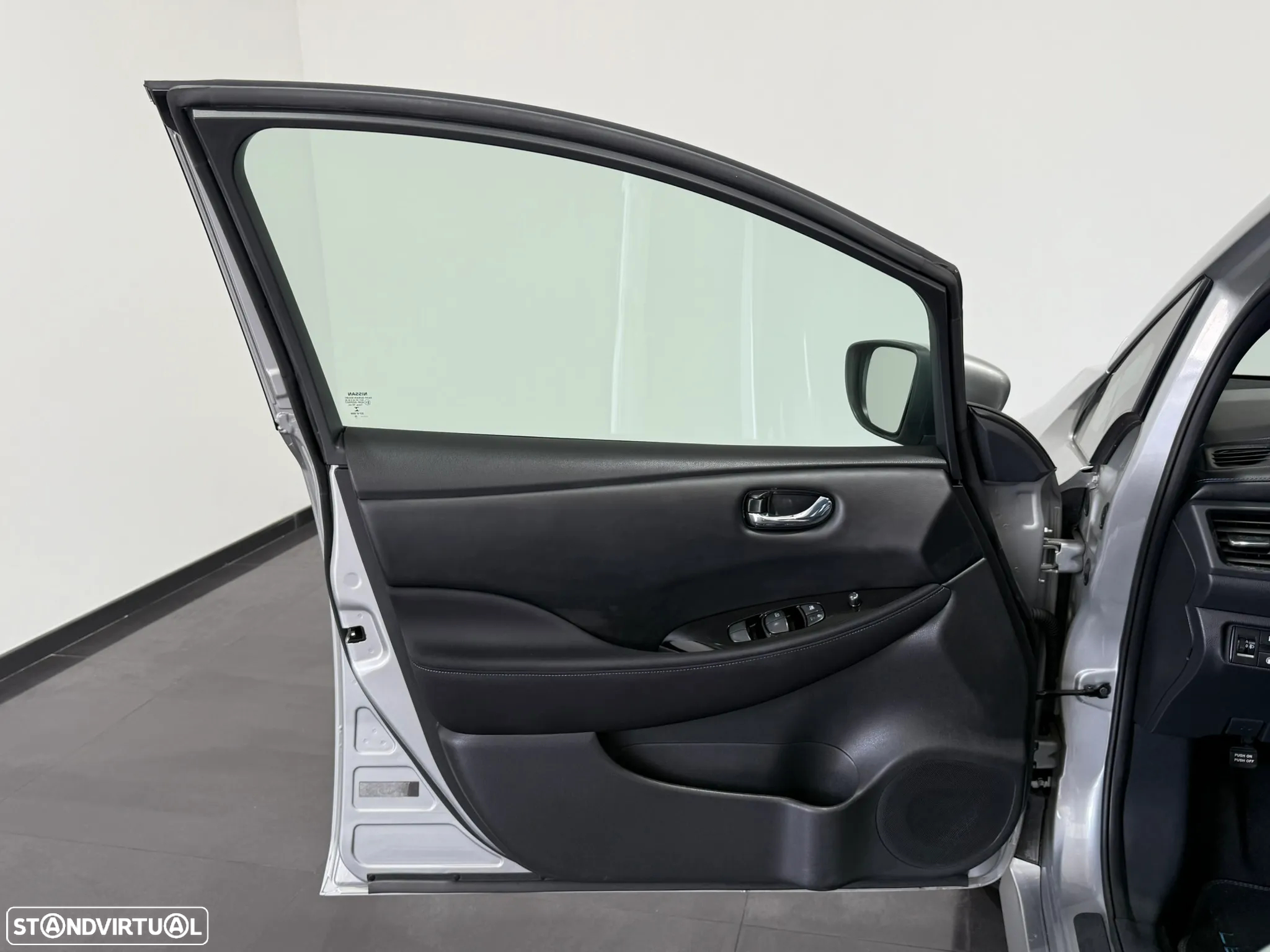 Nissan Leaf Acenta - 17