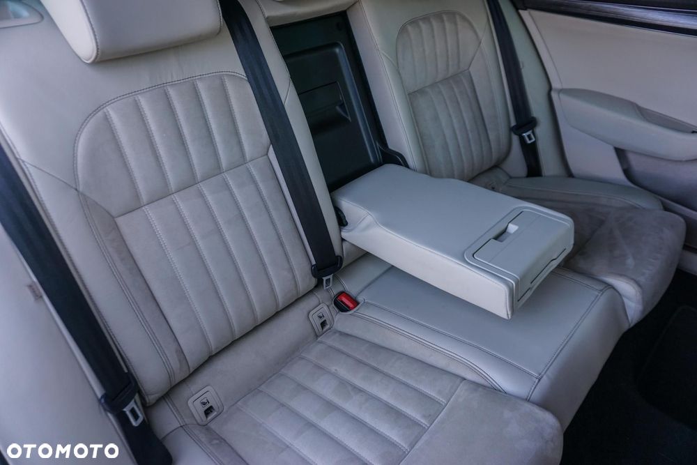 Skoda Superb 2.0 TSI Style DSG - 18