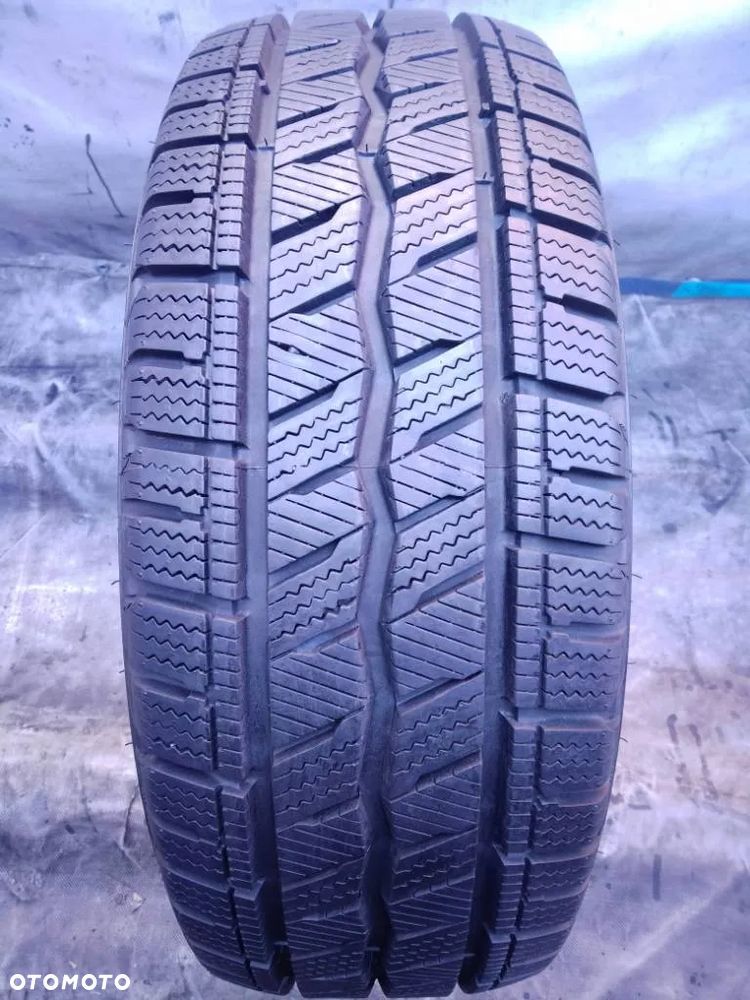 Hankook Winter Icept LV 215/65 R15C 104/102T 2022 8.5-9mm - 1