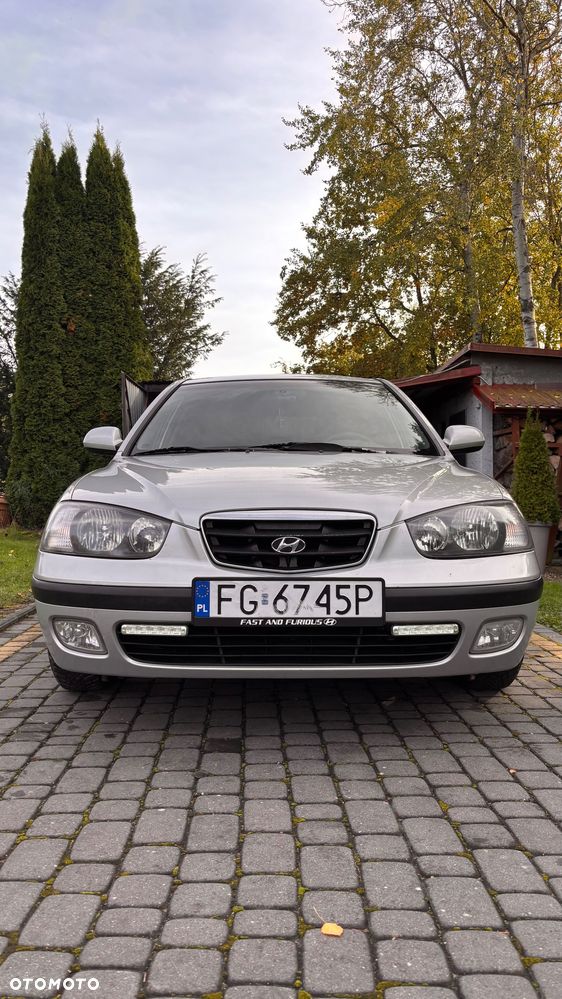 Hyundai Elantra 2001 photo 3